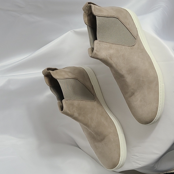 Vince- Newlyn Chelsea Suede Sneakers - Picture 4 of 9